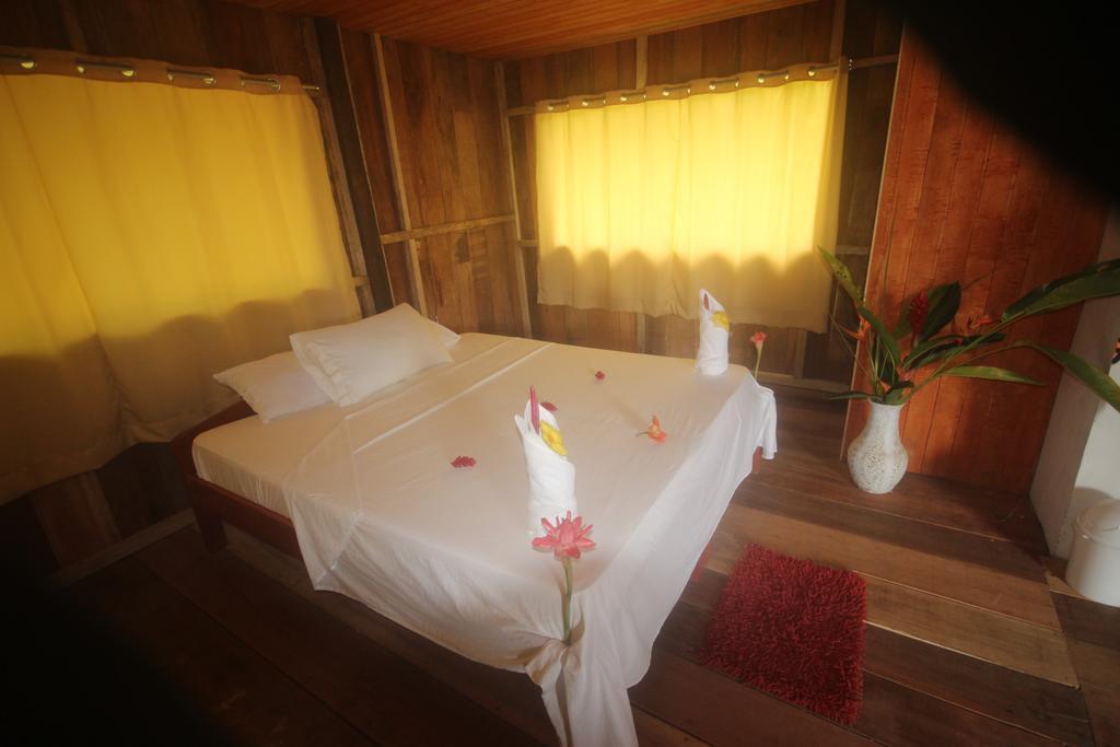 Amazon Rainforest Lodge Padre Cocha Exterior foto